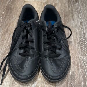 Boy’s Indoor Black Soccer Cleats